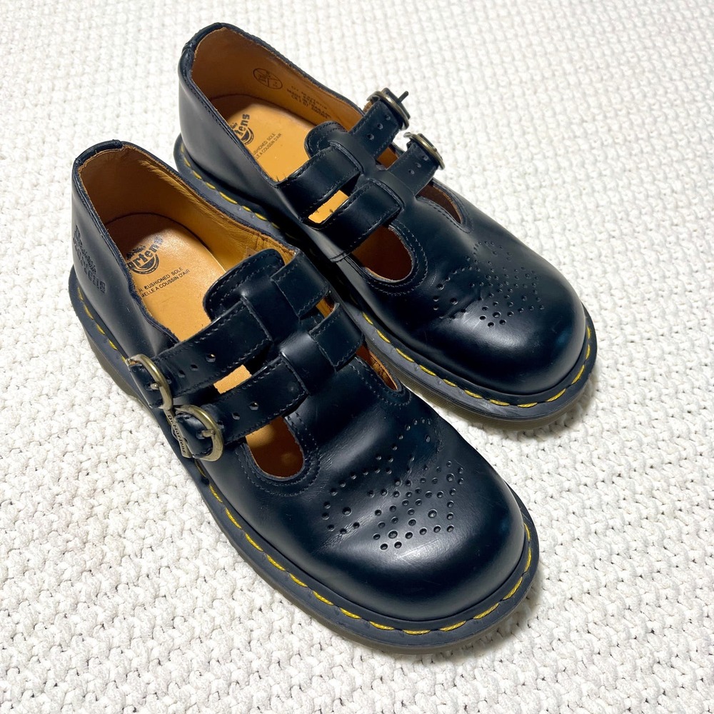 Dr. Martens Womens 8065 Mary Jane Shoe Black Smooth Size 6 UK 7 US